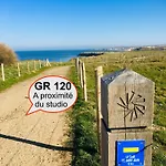 Brise De Sur La Naturelle, A , Parking *
