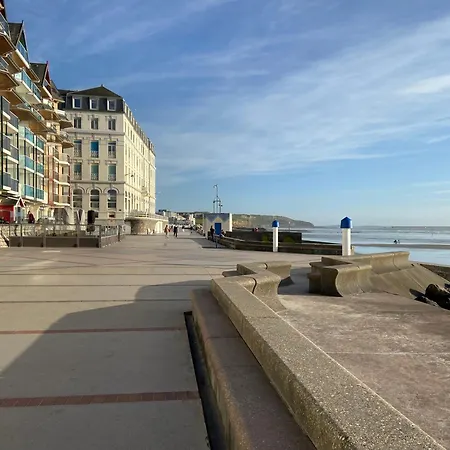Appartamento Brise De Sur La Naturelle, à , Parking