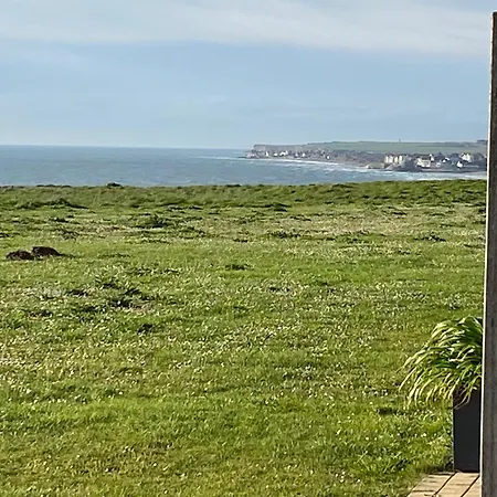 Brise De Sur La Naturelle, à , Parking * Wimereux