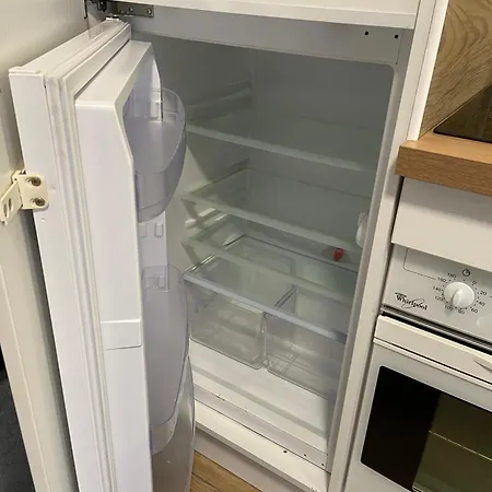 Brise De Sur La Naturelle, A , Parking דירה